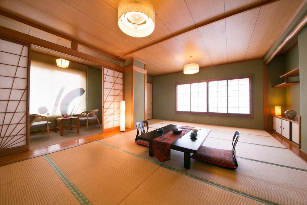 Hotel Koraku Beppu Dış mekan fotoğraf