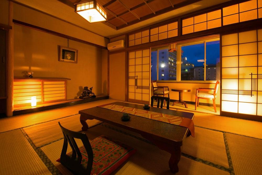 Hotel Koraku Beppu Dış mekan fotoğraf