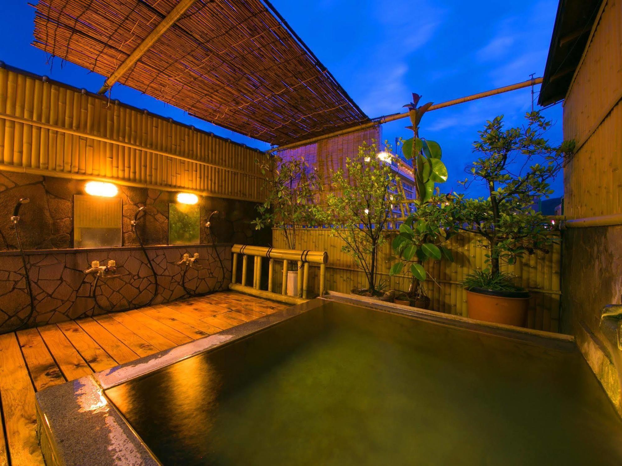 Hotel Koraku Beppu Dış mekan fotoğraf